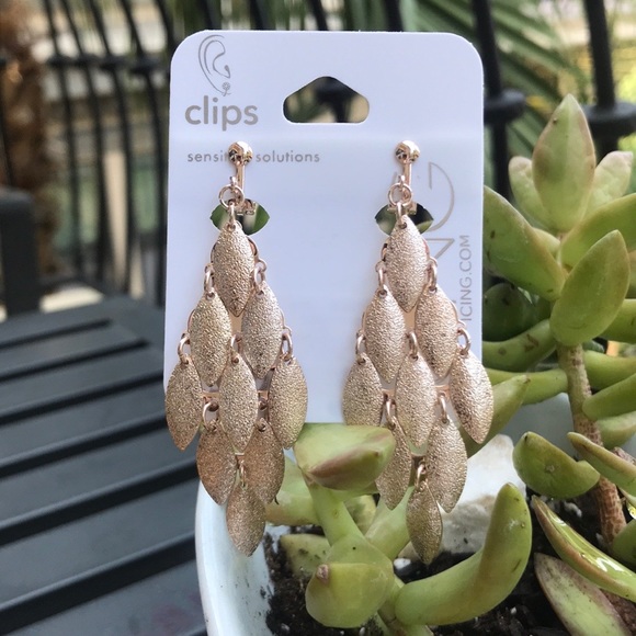 Check Out My Pink Things - Picture 6 of 13